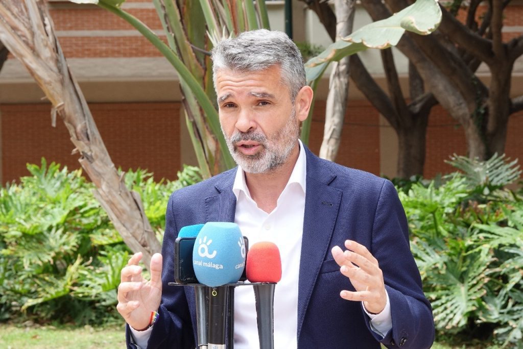 José Bernal, Secretario de Organización del PSOE de Málaga pide el cese de Salvador Escudero y critica la inacción del PP malagueño