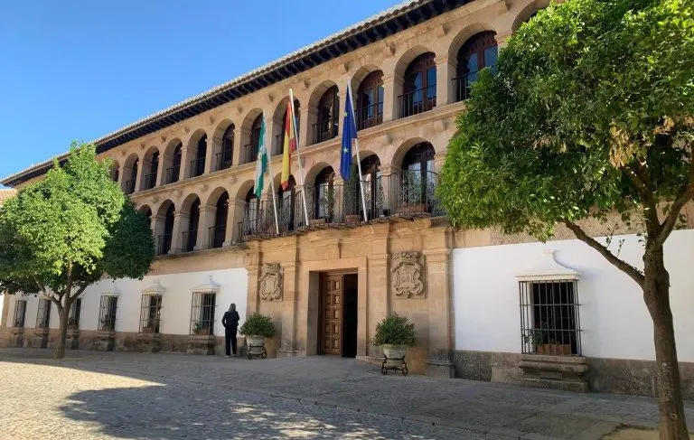 Cambios de titulares en las delegaciones de Seguridad Ciudadana, Universidades, Gestión Tributaria y Educación de Ronda