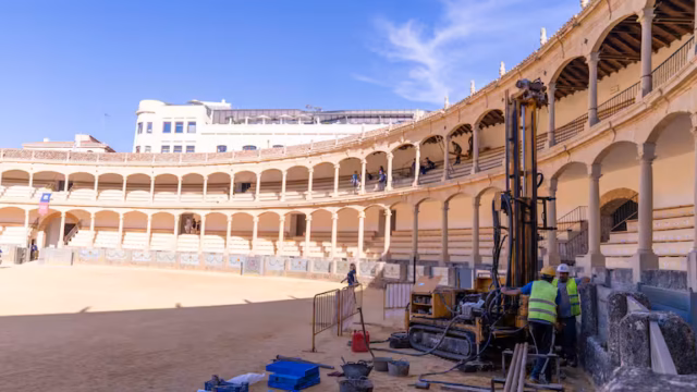 Obras Plaza Toros Ronda. Foto RMR