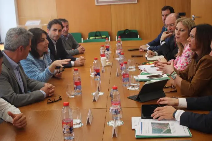 Reunion alcaldesa Ronda con la Junta