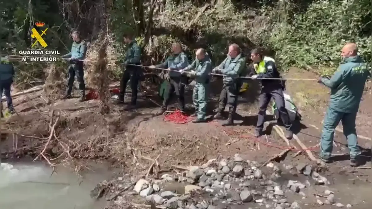 Hallado el cuerpo sin vida del motorista jerezano desaparecido en el río Genal a seis kilómetros de donde desapareció, en el término de Faraján
