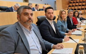 El alcalde de Arriate planta cara al PP andaluz en Diputación: "Señor Moreno Bonilla, no queremos más propaganda, queremos soluciones" 1 El alcalde de Arriate planta cara al PP andaluz en Diputación: "Señor Moreno Bonilla, no queremos más propaganda, queremos soluciones"