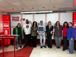 El PSOE de Ronda celebra el Día del Trabajador reconociendo a colectivos y personas ejemplares