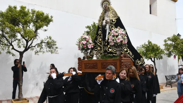 Faraján volvió a vivir su emotiva procesión de El Encuentro