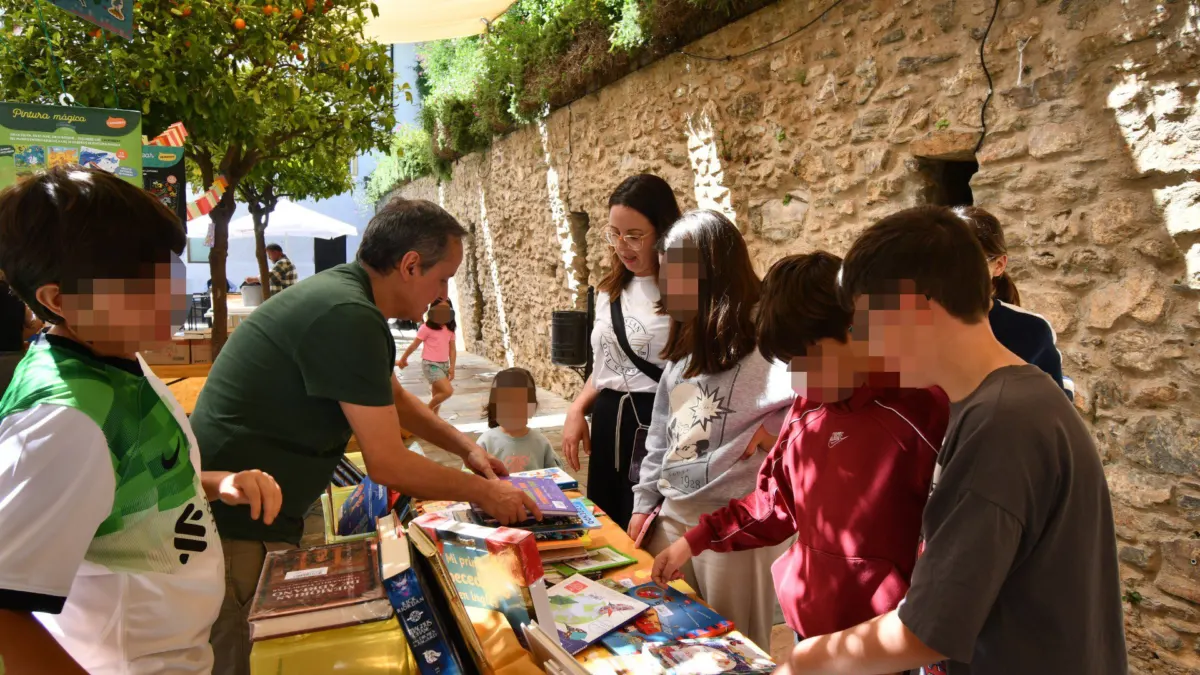 Éxito rotundo de la XVIII edición de la Feria del Libro de Benalauría