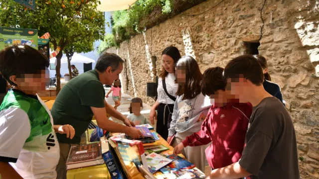 Éxito rotundo de la XVIII edición de la Feria del Libro de Benalauría