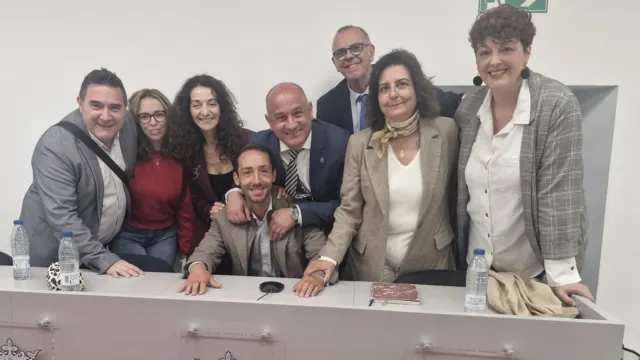 Relevo tranquilo y emocionado en el Grupo Municipal del PSOE de Ronda