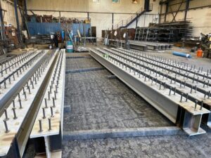 Después de 90 días la Junta solo dice que “los operarios siguen trabajando de lunes a domingo para tratar de acortar los plazos y abrir la carretera al tráfico lo antes posible” 1 Después de 90 días la Junta solo dice que “los operarios siguen trabajando de lunes a domingo para tratar de acortar los plazos y abrir la carretera al tráfico lo antes posible”