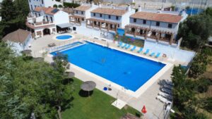 Jubrique inaugura la temporada de verano con la apertura de su renovada piscina municipal 1 Jubrique inaugura la temporada de verano con la apertura de su renovada piscina municipal