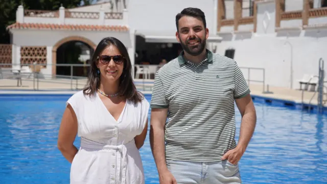 Jubrique inaugura la temporada de verano con la apertura de su renovada piscina municipal