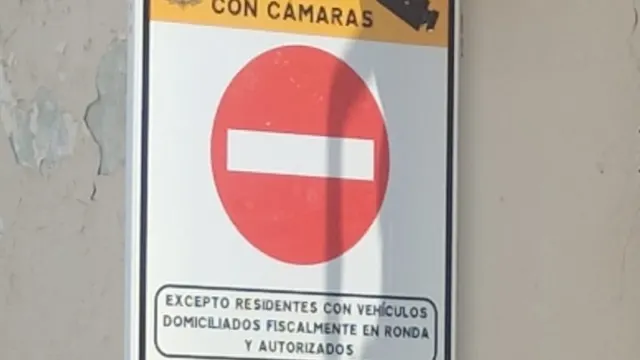 Ronda restringe el tráfico al centro de la ciudad, incluyendo a vecinos de la Serranía