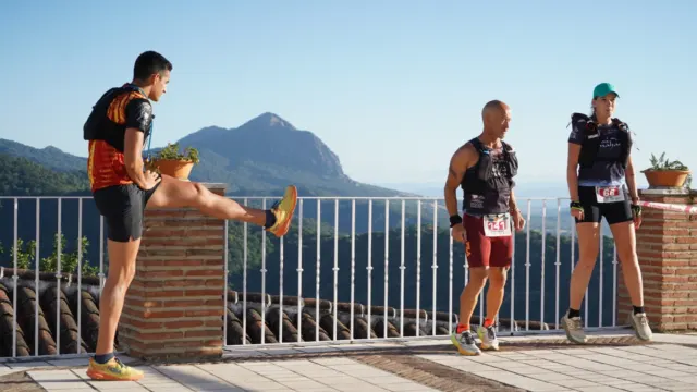 Una noche de deporte y naturaleza en el corazón del Genal