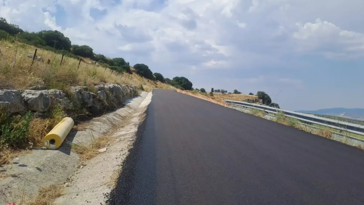 Se reabre al tráfico la carretera de acceso a Acinipo