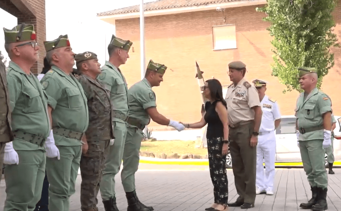 La ministra de Defensa en Ronda: “Ustedes nunca fallan, siempre están a la altura”