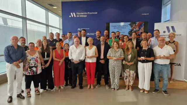 Alpandeire recibe su Plan Local de Emergencia por Incendios Forestales