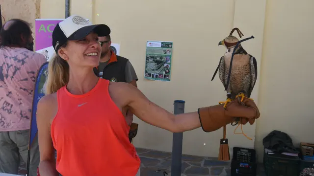 Alpandeire se tiñe de verde: naturaleza, educación y rapaces en la Serranía