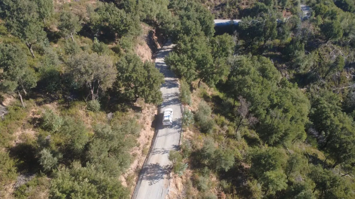 Jubrique realiza trabajos de mejora de sus caminos rurales
