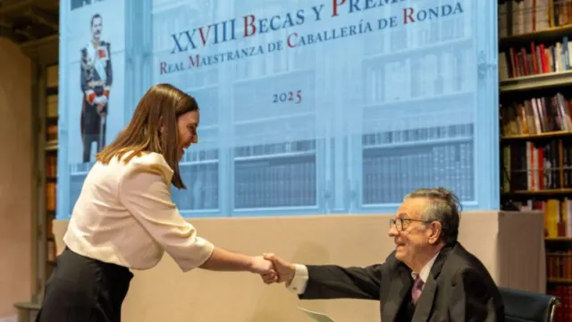 La Real Maestranza de Caballería celebra la XXVIII Ceremonia de Becas y Premios reafirmando su compromiso con la educación y la excelencia académica