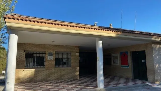 El CEIP Virgen de la Cabeza desmiente al Ayuntamiento y aclara la verdad de lo ocurrido tras la rotura de la tubería