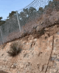 Denuncian nuevas fracturas en la recién reabierta carretera de Ronda a San Pedro Alcántara