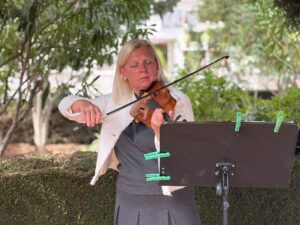 Fotogalería de la ofrenda floral de la Asociación de la Memoria Histórica de Ronda en homenaje a las víctimas del franquismo