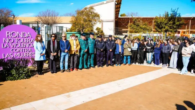 Ronda recuerda a las 39 mujeres asesinadas y pone el foco en educar para frenar la violencia machista