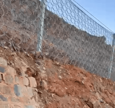 Denuncian nuevas fracturas en la recién reabierta carretera de Ronda a San Pedro Alcántara