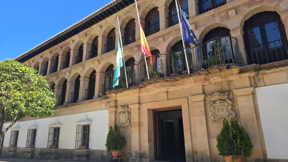 Ronda licita el servicio de limpieza de los edificios e instalaciones municipales por 1,5 millones
