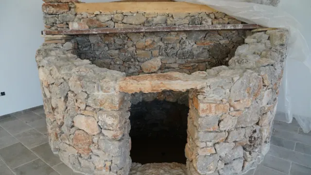 Algatocín rescata la memoria de la cal, el oficio que levantó al pueblo