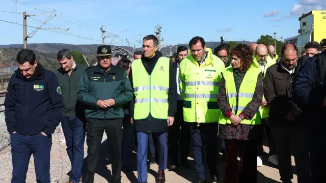 El presidente del Gobierno anuncia tres días de luto oficial por el accidente de Adamuz