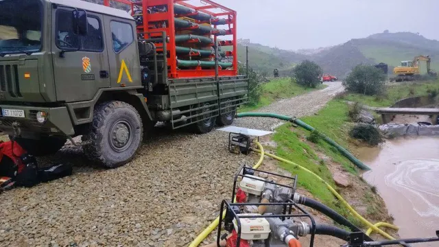 La UME se despliega en la Serranía de Ronda para reabrir carreteras