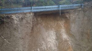 El temporal causa graves daños en infraestructuras y caminos de Benalauría tras superar los 400 litros por metro cuadrado