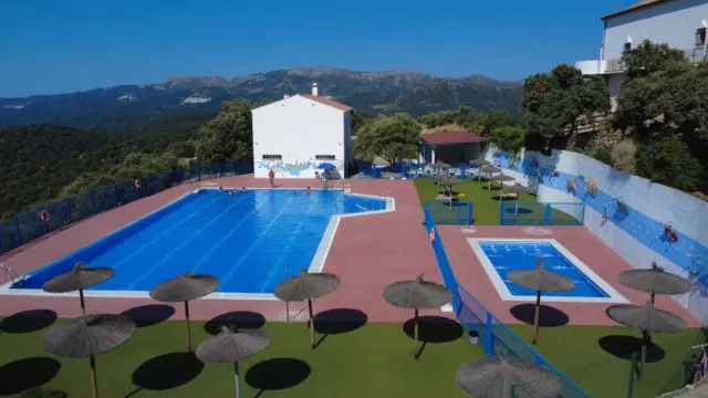 Alpandeire mejorará su piscina municipal
