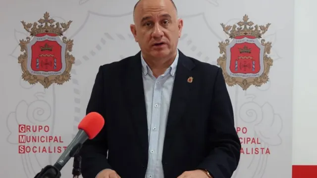 Cañestro vincula la dimisión de Ignacio Alonso al “autoritarismo” de la alcaldesa y pide más ceses en el Gobierno de Ronda