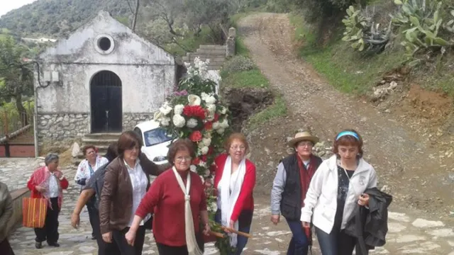 Algatocín celebrará el domingo 3 de mayo, en el entorno de la Ermita del Santo Cristo, su tradicional Romería de la Cruz