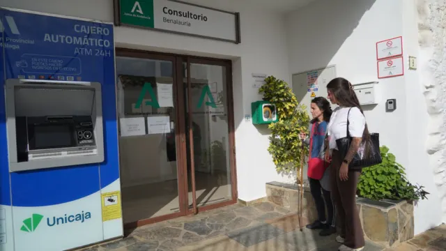 Benalauría pone en marcha un servicio de acompañamiento a mayores