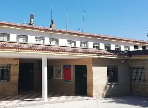Un proyecto piloto impulsa la puntualidad escolar en el colegio Virgen de la Cabeza para prevenir el absentismo