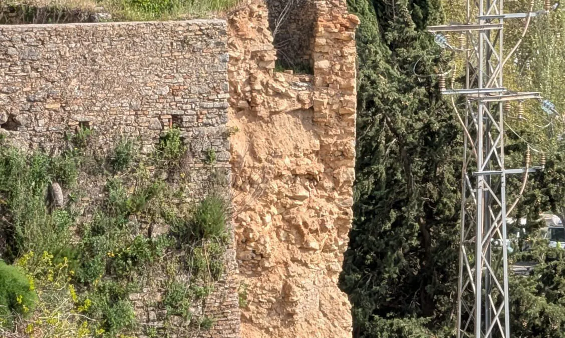 Se cae una torre medieval en Ronda y desata la alarma sobre el cuidado del patrimonio