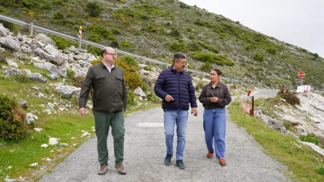 Los alcaldes de Igualeja y Pujerra denuncian el bloqueo de la Diputación y el peligro en el acceso a la carretera del Coto que pone en riesgo la…