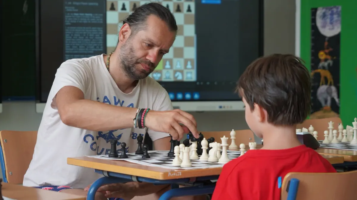 Faraján impulsa por tercer año consecutivo las clases de ajedrez e invita a participar en su torneo estival