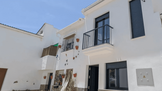 Casas a precio de lotería: Cuevas del Becerro acoge un inédito sorteo de dos viviendas de obra nueva por solo 10 euros