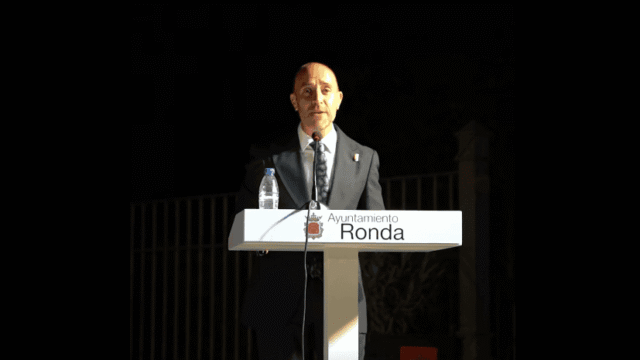 Carlos García estrecha los lazos entre Ronda y Grazalema en un emotivo pregón de Feria