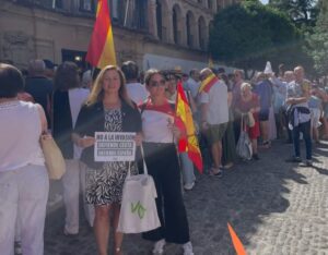 Pinchazo del acto convocado por el Ayuntamiento de Ronda: apenas 200 personas responden al llamamiento de la alcaldesa