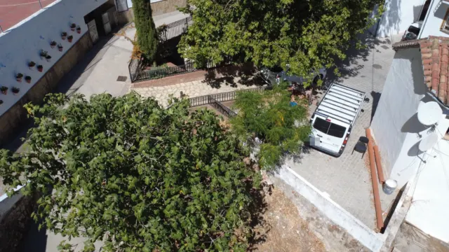 Benadalid inicia obras de mejora urbana por más de 50.000 euros financiadas a través del programa PFEA