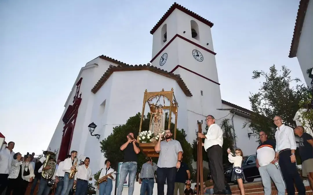 Cartajima celebra este sábado la festividad de su Patrona, la Virgen del Rosario, con una procesión y una verbena popular